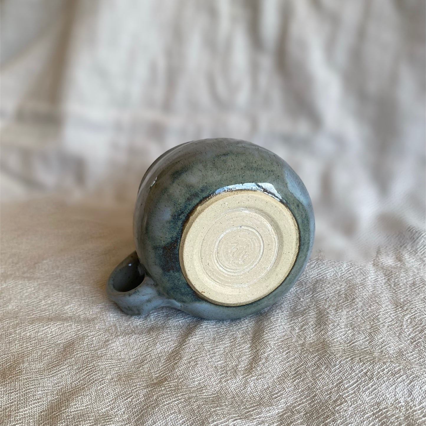 blue mug