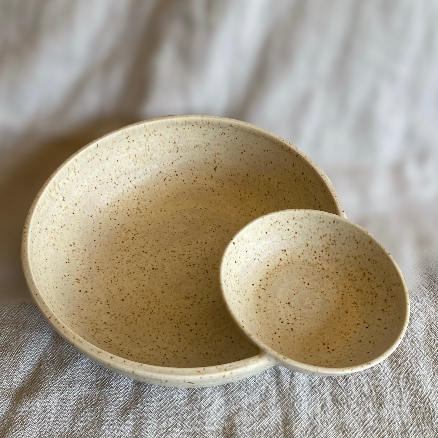 chip and dip bowl