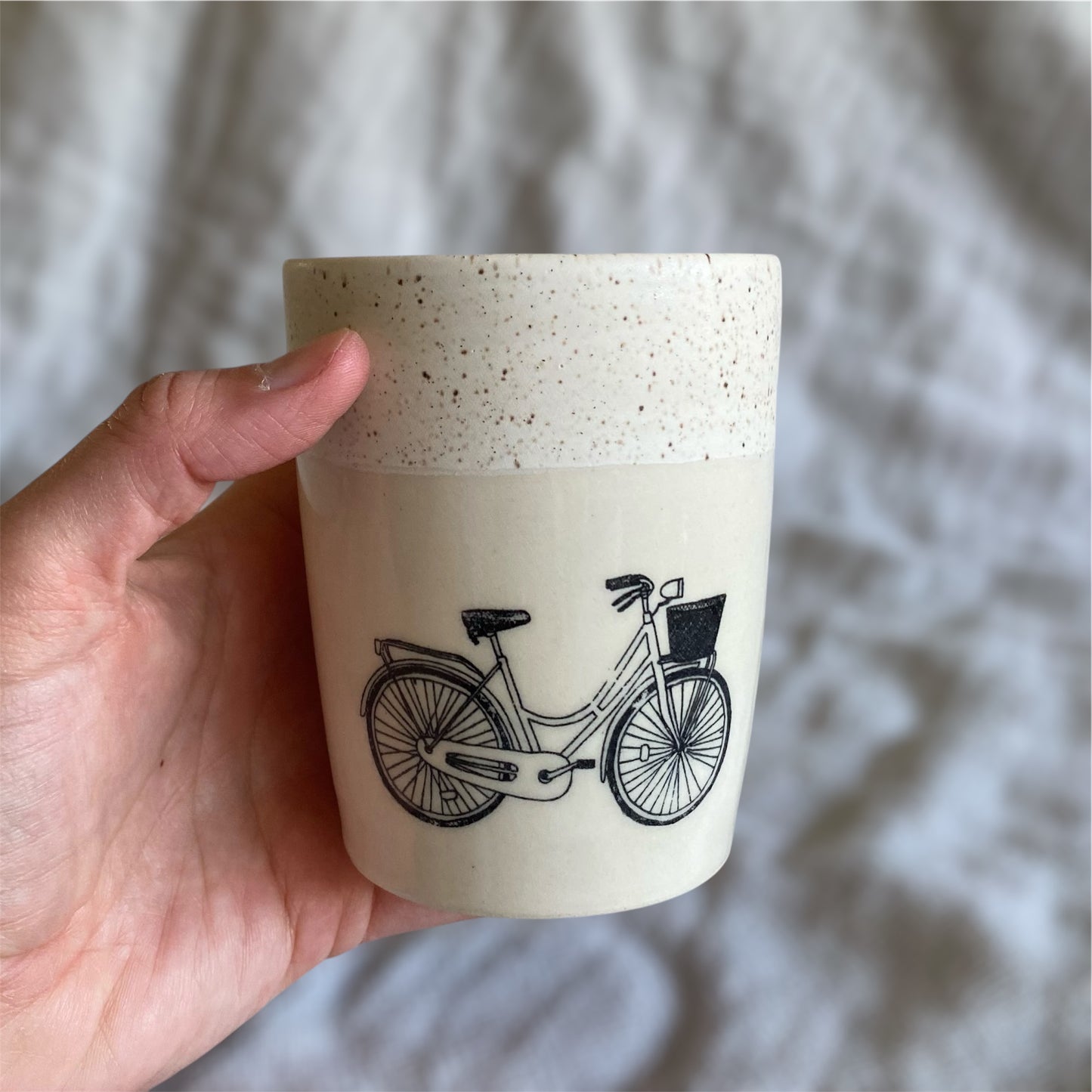 bike cup (white)