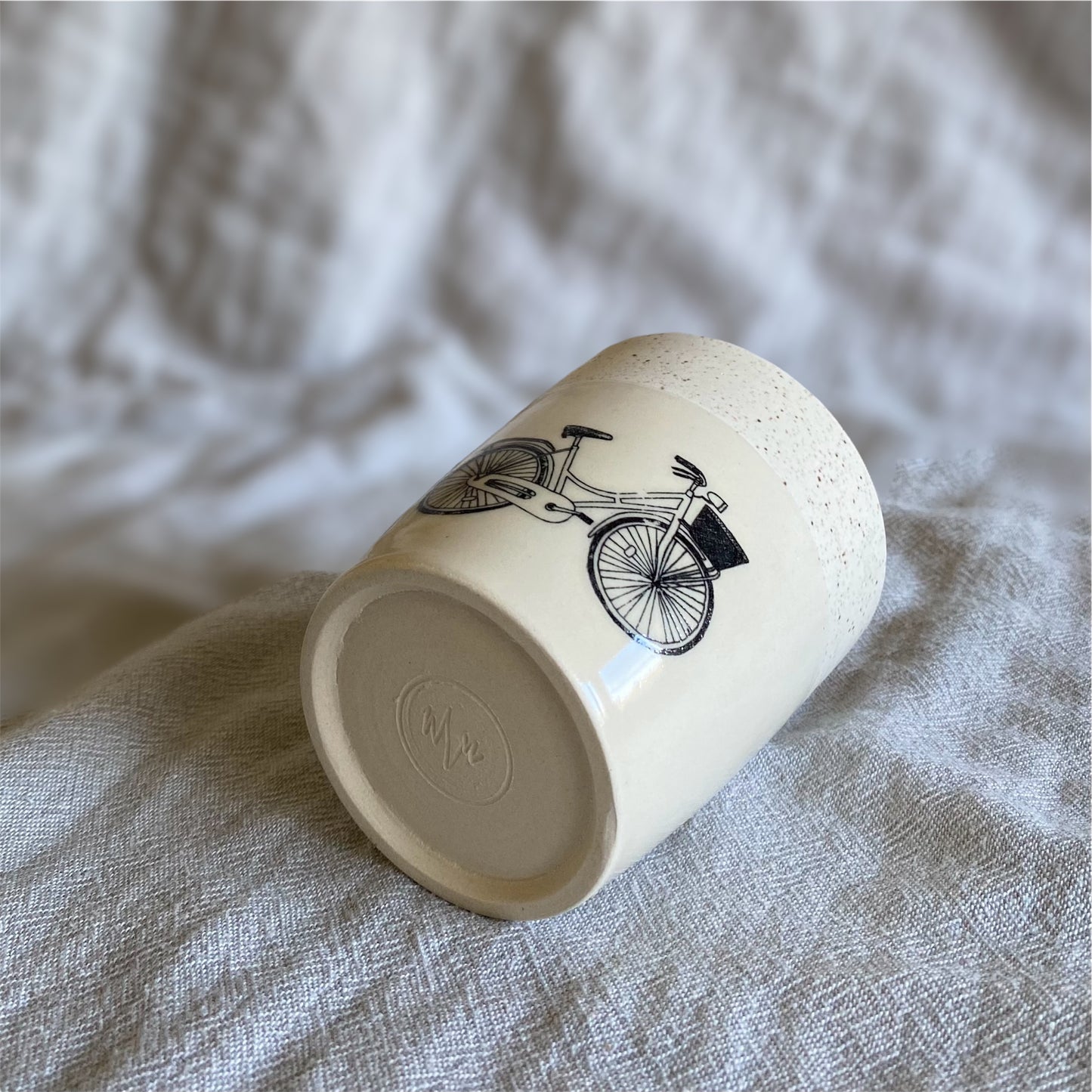 bike cup (white)