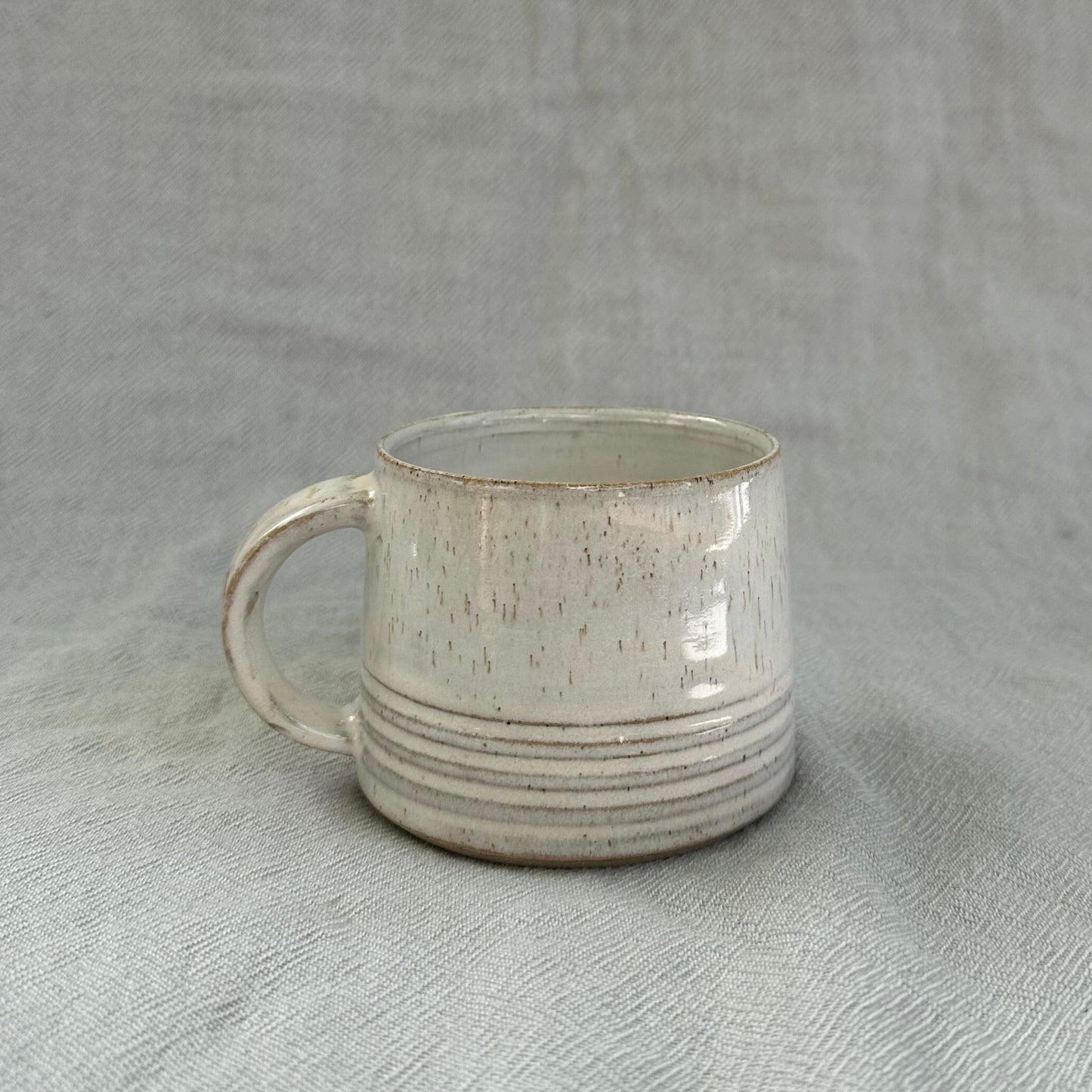 groove mug - cream