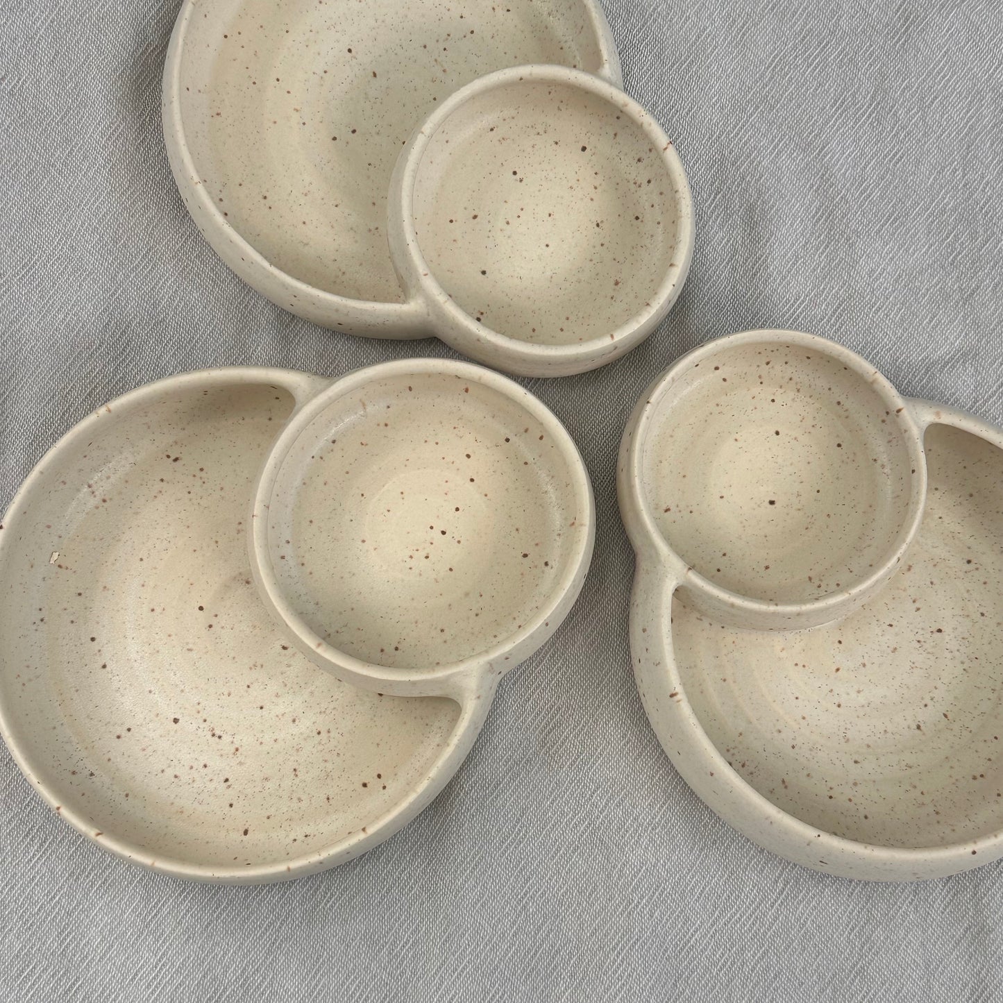 olive dish - speckled white