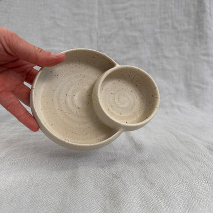 olive dish - speckled white
