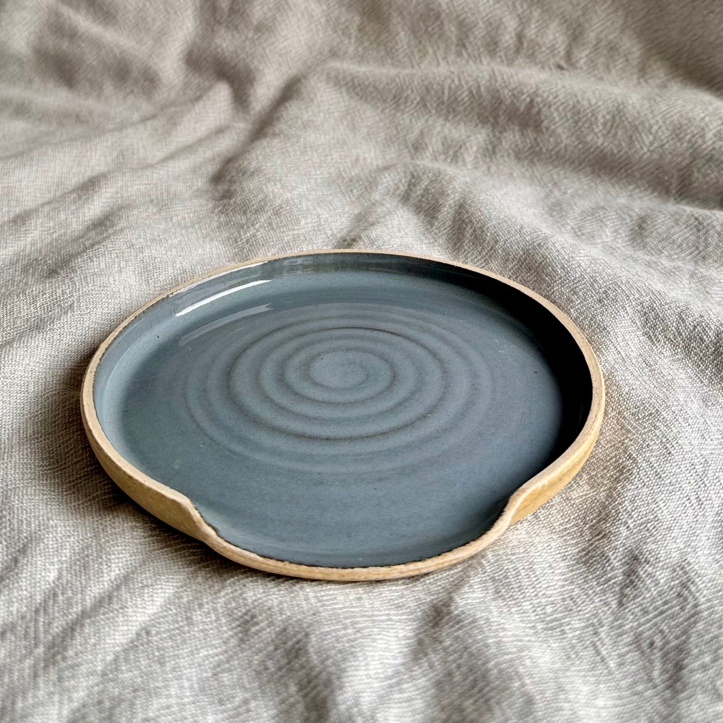 large spoon rest