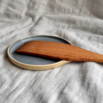 large spoon rest