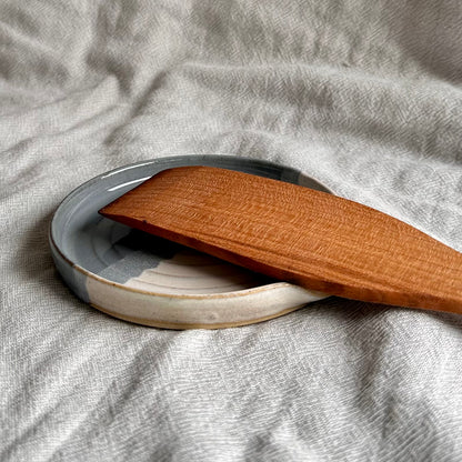 large spoon rest