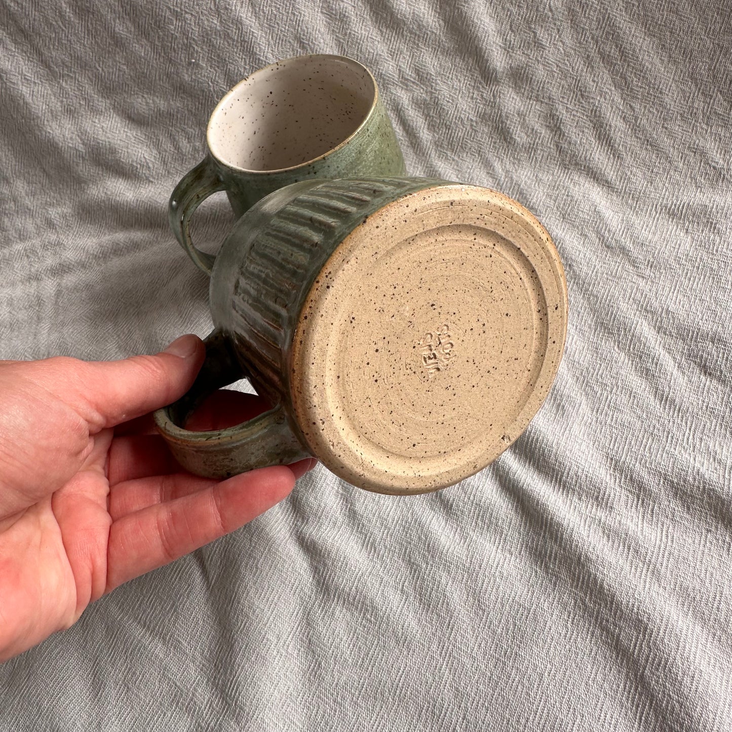 groove mug - willow