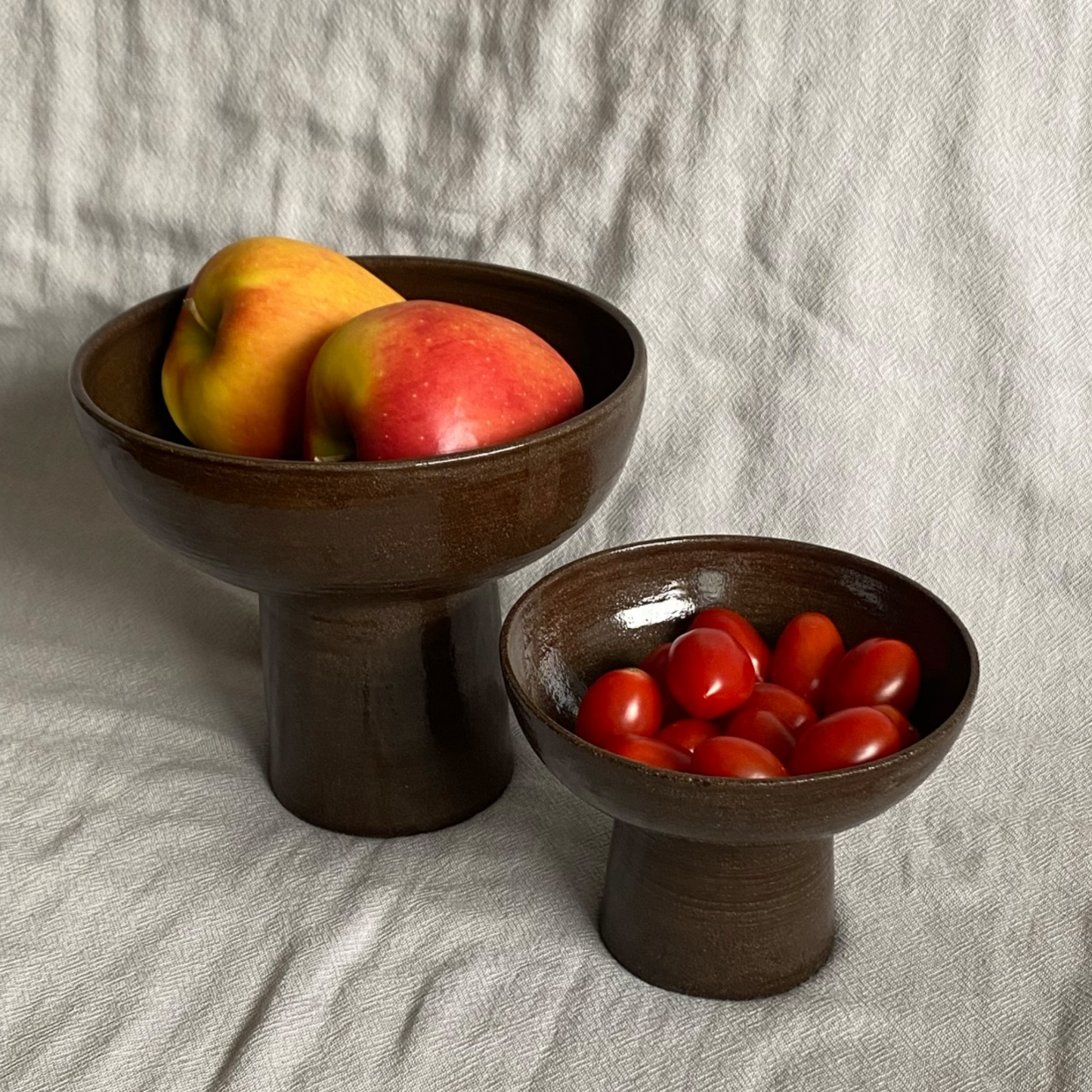 cocoa pedestal bowl large